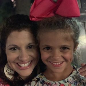 Meet your Posher, Juliana